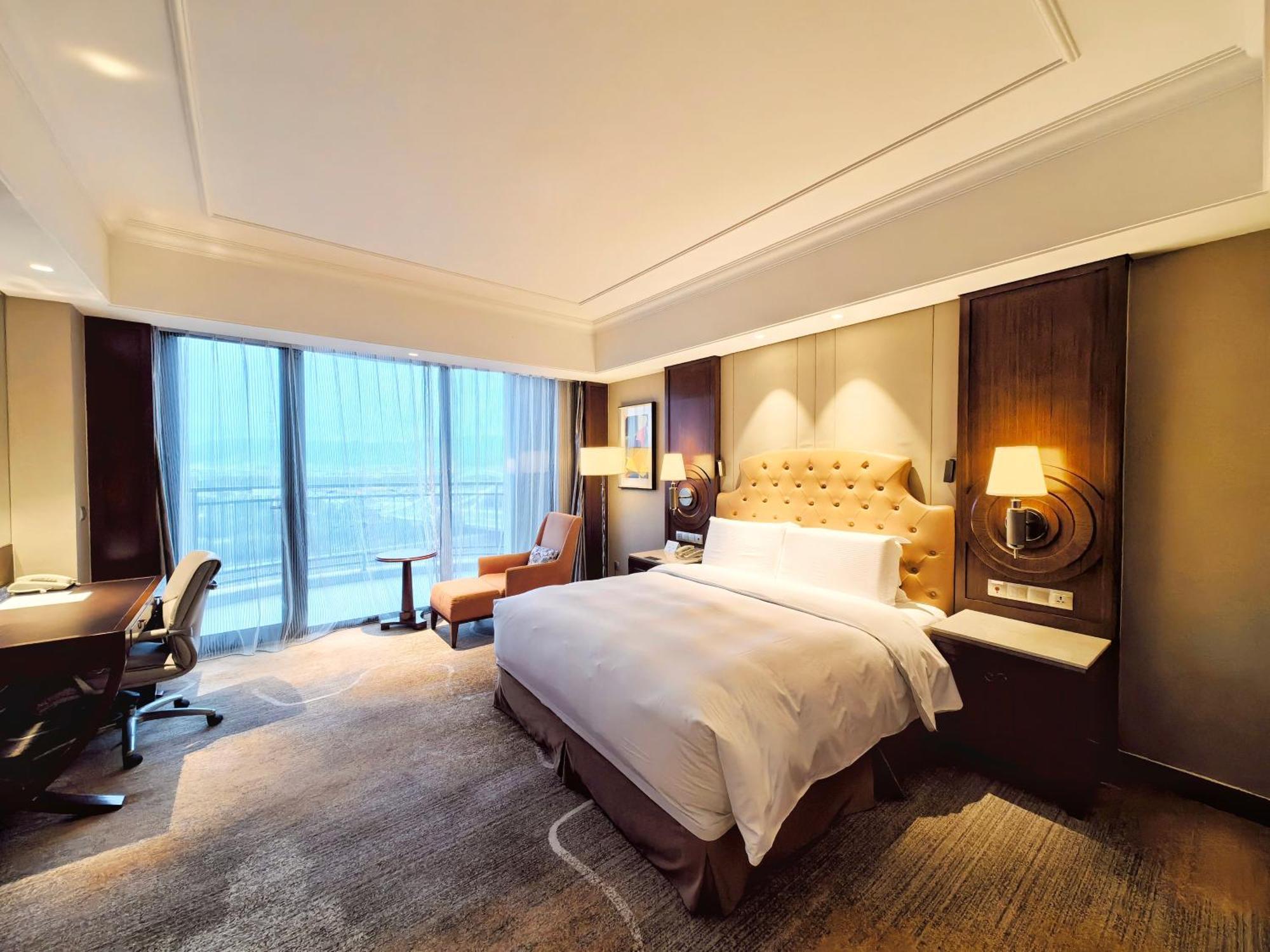 Doubletree By Hilton Ningbo - Chunxiao Hotel Exterior foto