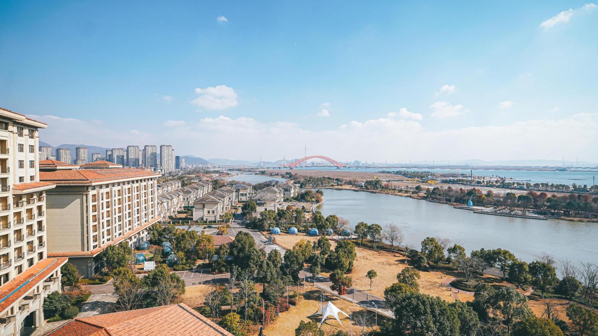 Doubletree By Hilton Ningbo - Chunxiao Hotel Exterior foto