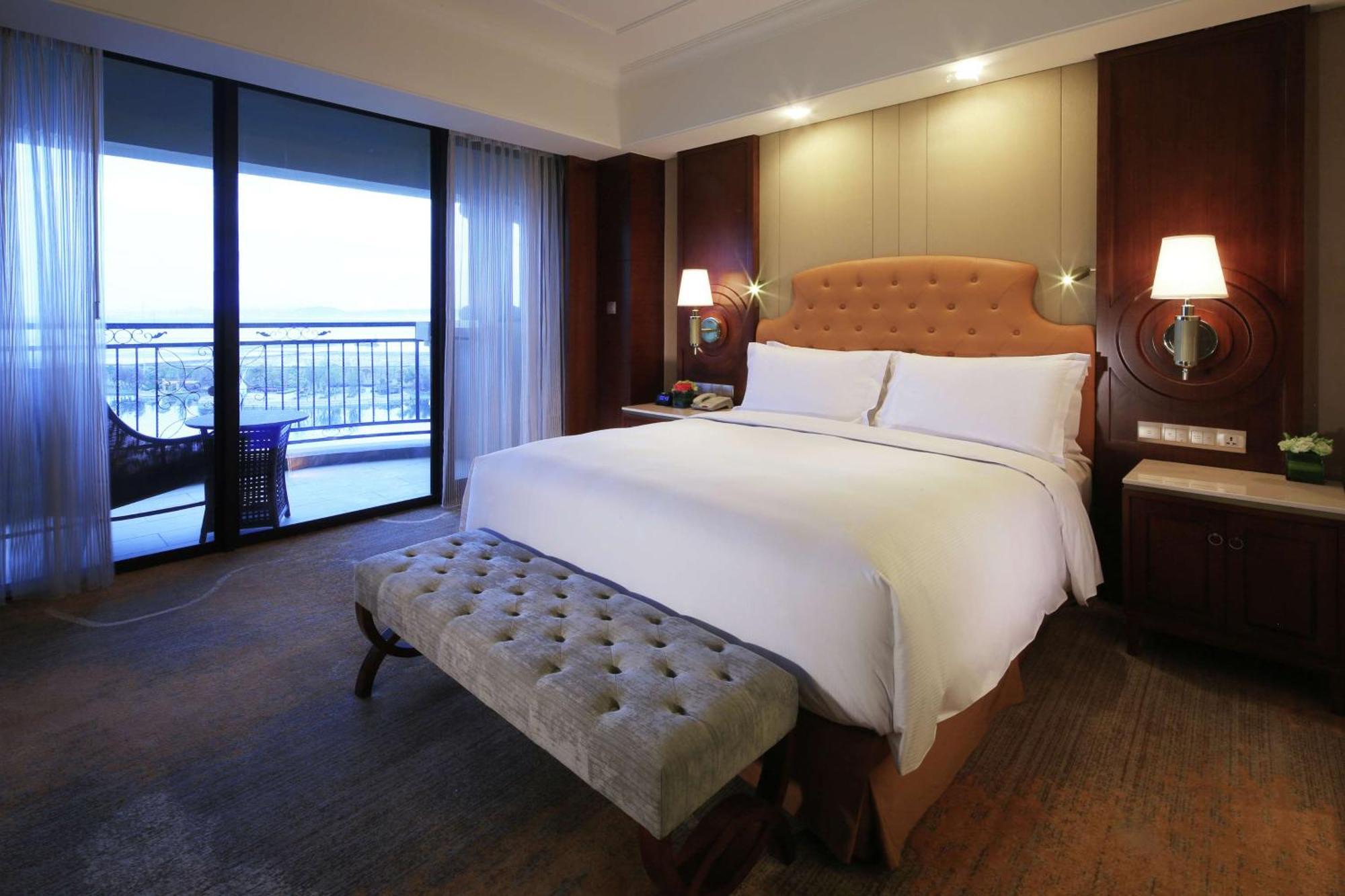 Doubletree By Hilton Ningbo - Chunxiao Hotel Exterior foto